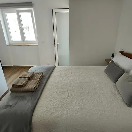 Casa Da Avo - Center - Private Bedrooms Guest house Lagos